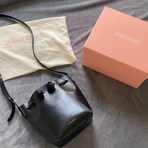 Mansur Gavriel mini mini bucket bag in black